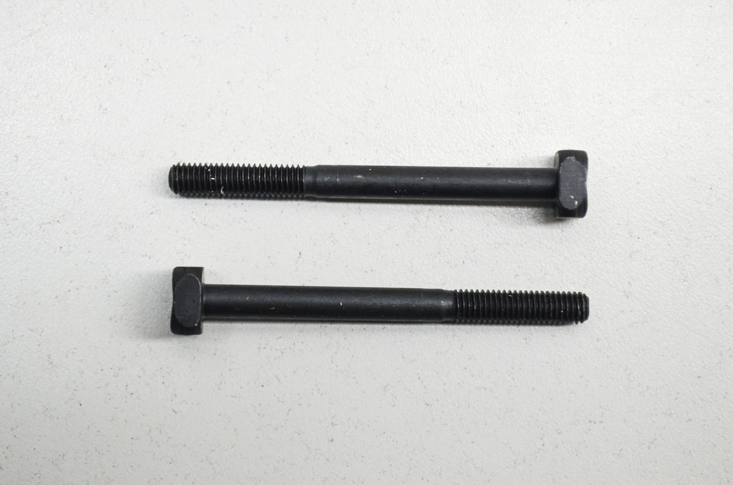 Square Head Screw 240 R 245 R 39 R 40 45 49 Qty 2 NOS
