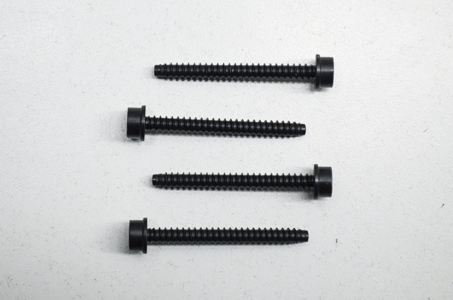 New OEM Husqvarna Screw QTY 4 225 227 232 235 322 325 55 NOS
