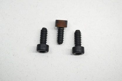 Screw 340 345 346 350 351 3553 357 359 455 460 461 Qty 3 NOS
