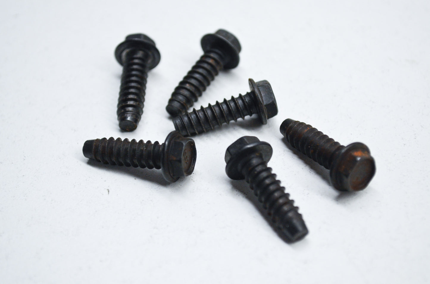 Screw 394 Qty 6 NOS