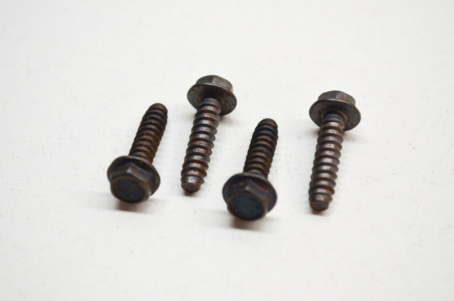 Bolt 266 268 44 61 66 Qty 4 NOS