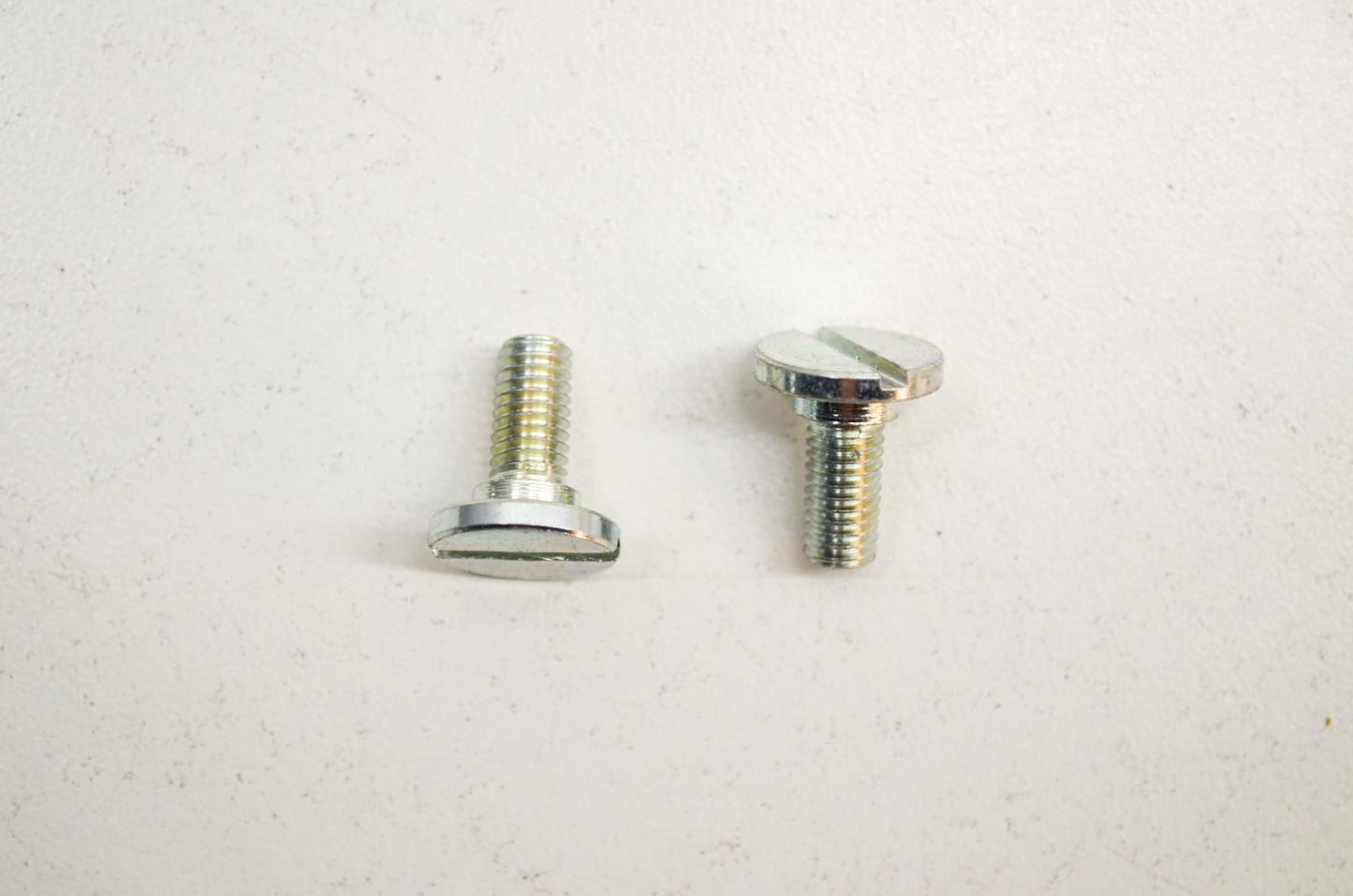 New OEM Husqvarna Screw QTY 2 NOS