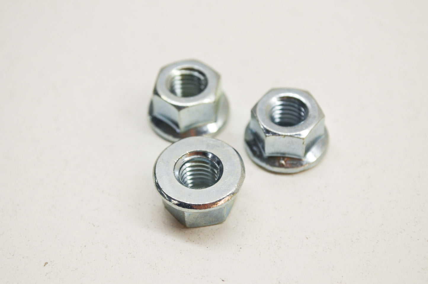 New OEM Husqvarna Bar Nut QTY 3 154 162 266 268 281 325 EX 371 K 455 51 570 61 N
