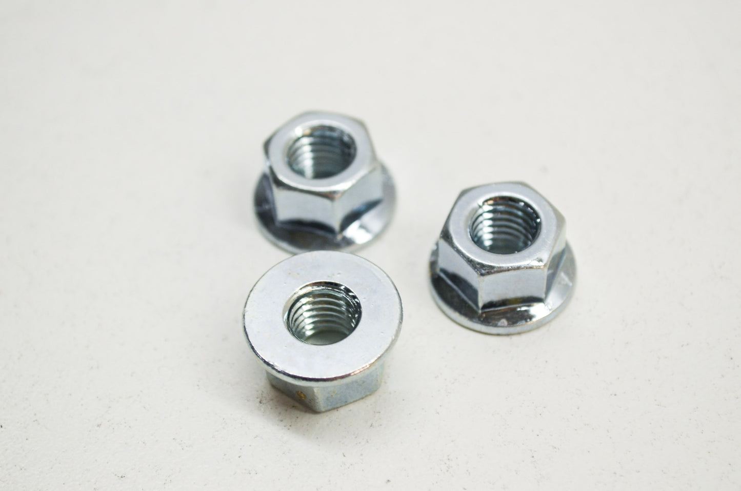 New OEM Husqvarna Bar Nut QTY 3 154 162 266 268 281 325 EX 371 K 455 51 570 61 N