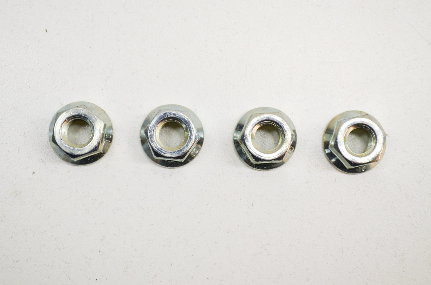Bar Nut 154 162 266 268 281 325 EX 371 K 455 51 570 61 Qty 4 NOS