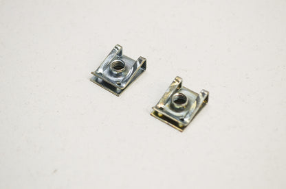 New OEM Husqvarna Clip 350 Silver QTY 2 340 345 350 356 455 460 461 NOS