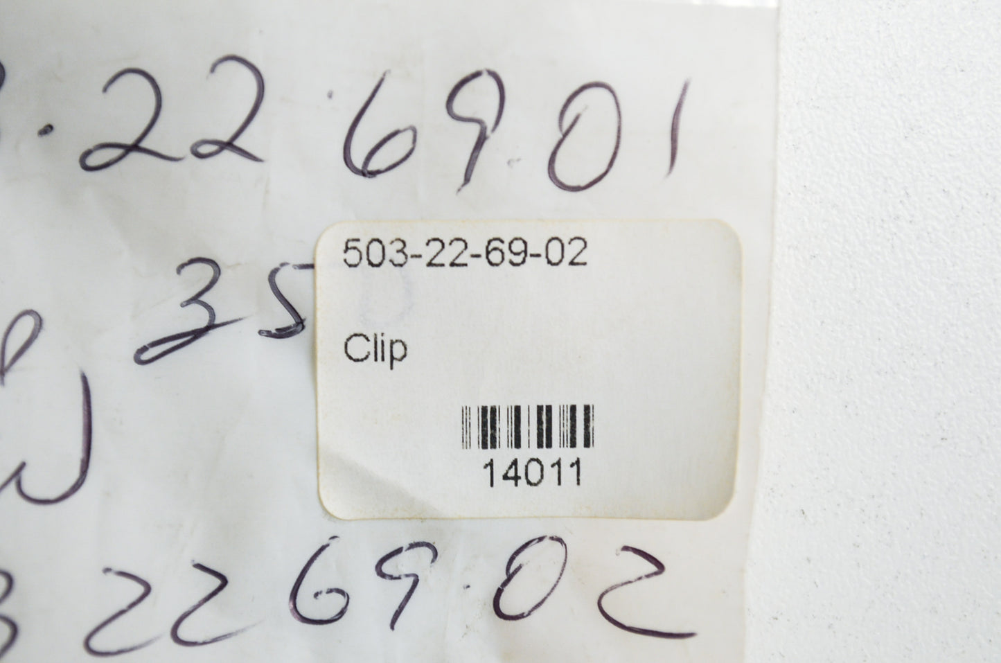 New OEM Husqvarna Clip 350 Silver QTY 2 340 345 350 356 455 460 461 NOS