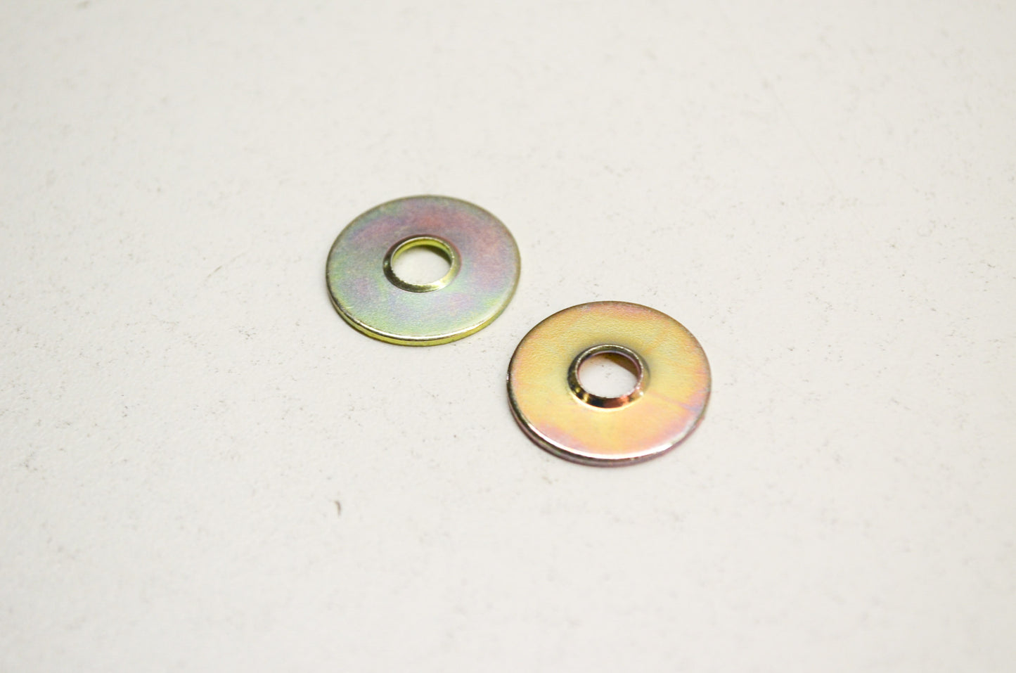 New OEM Husqvarna Washer QTY 2 281 288 3120 325 362 371 372 385 395 61 66 NOS