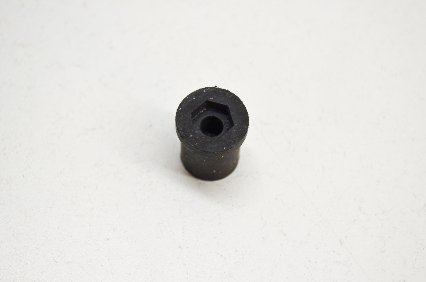 New OEM Husqvarna Anti Vibration Element 234 238 242 246 42 NOS