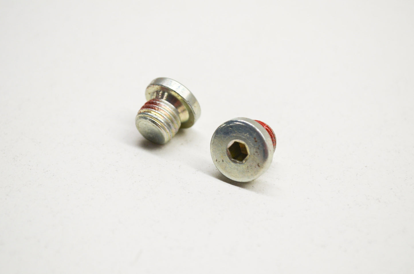 New OEM Husqvarna Plug 225H NOS