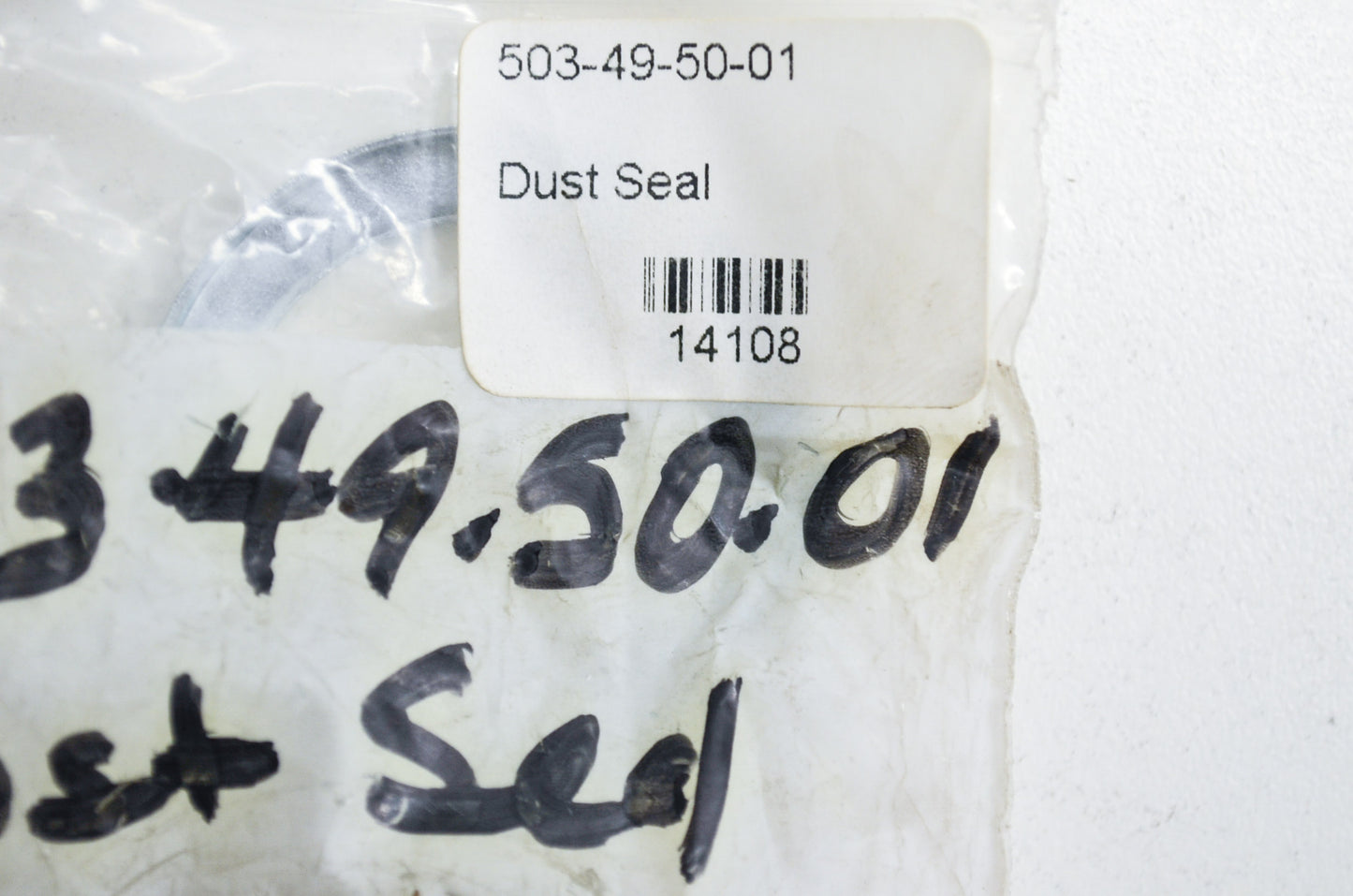 Dust Protector 2101 281 288 3120 Qty 2 NOS