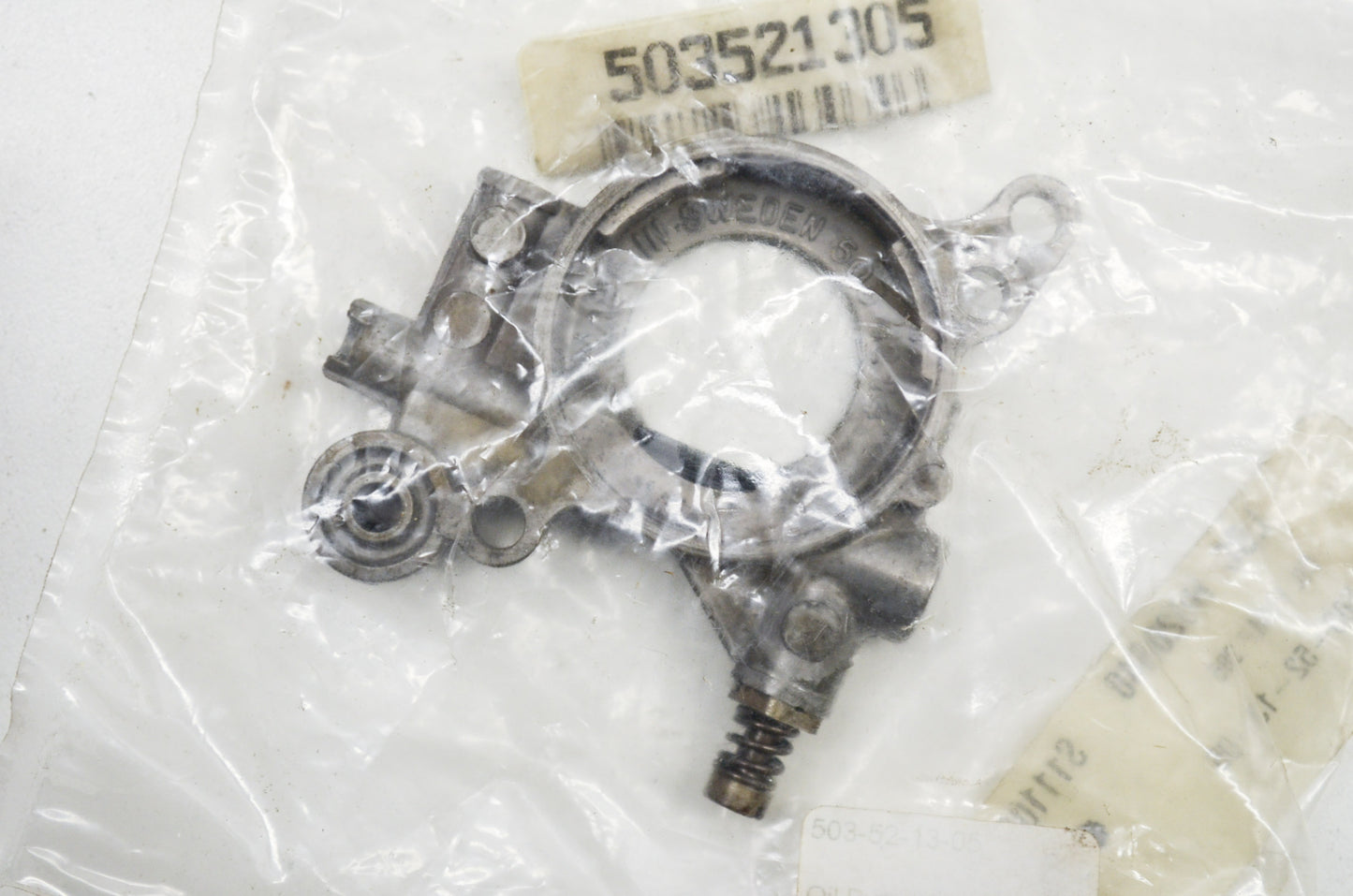New OEM Husqvarna Oil Pump 385 390 385 EPA NOS