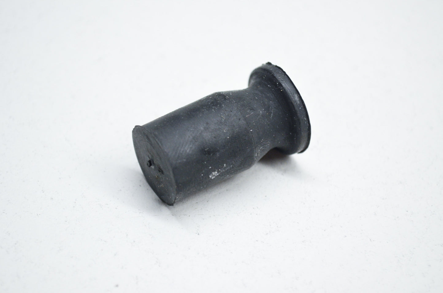 New OEM Husqvarna Anti Vibration Element 154 254 257 NOS