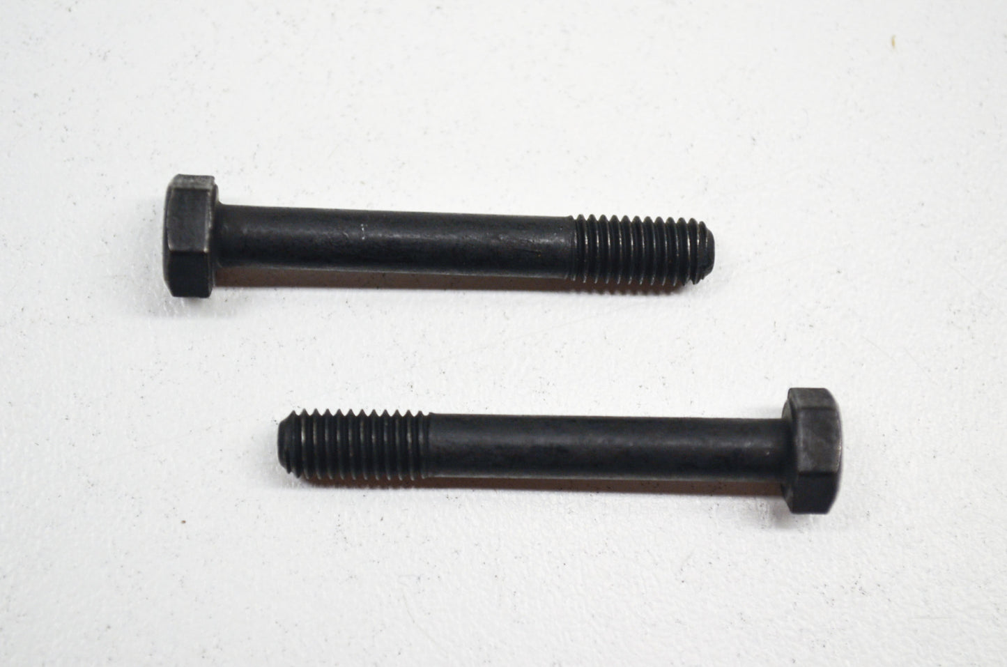 New OEM Husqvarna Screw QTY 2 362 365 Special EPA 371 372 NOS