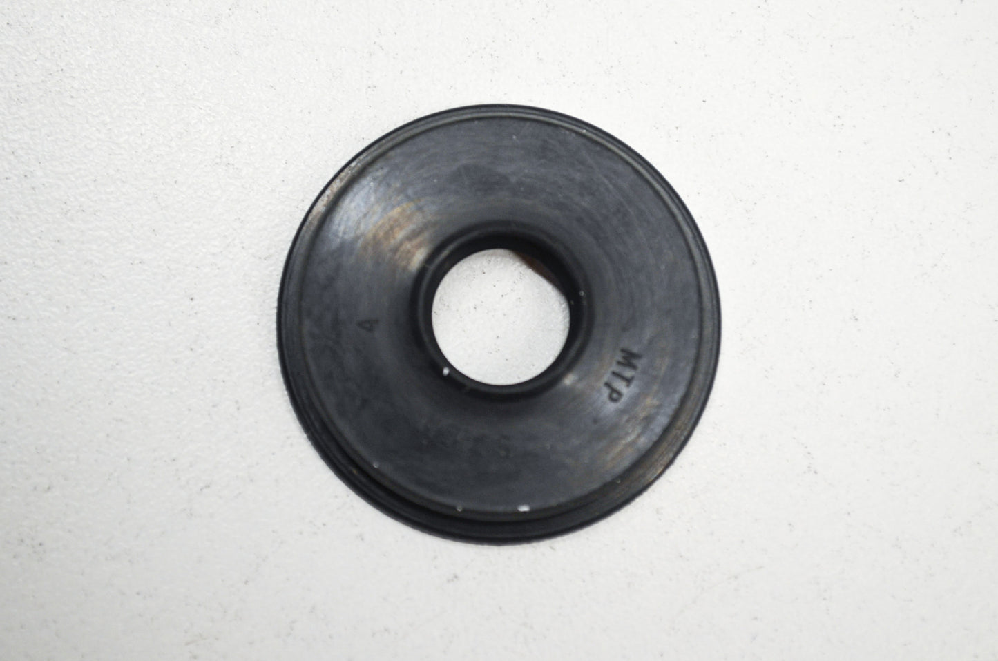 New OEM Husqvarna Seal 36 41 136 141 NOS