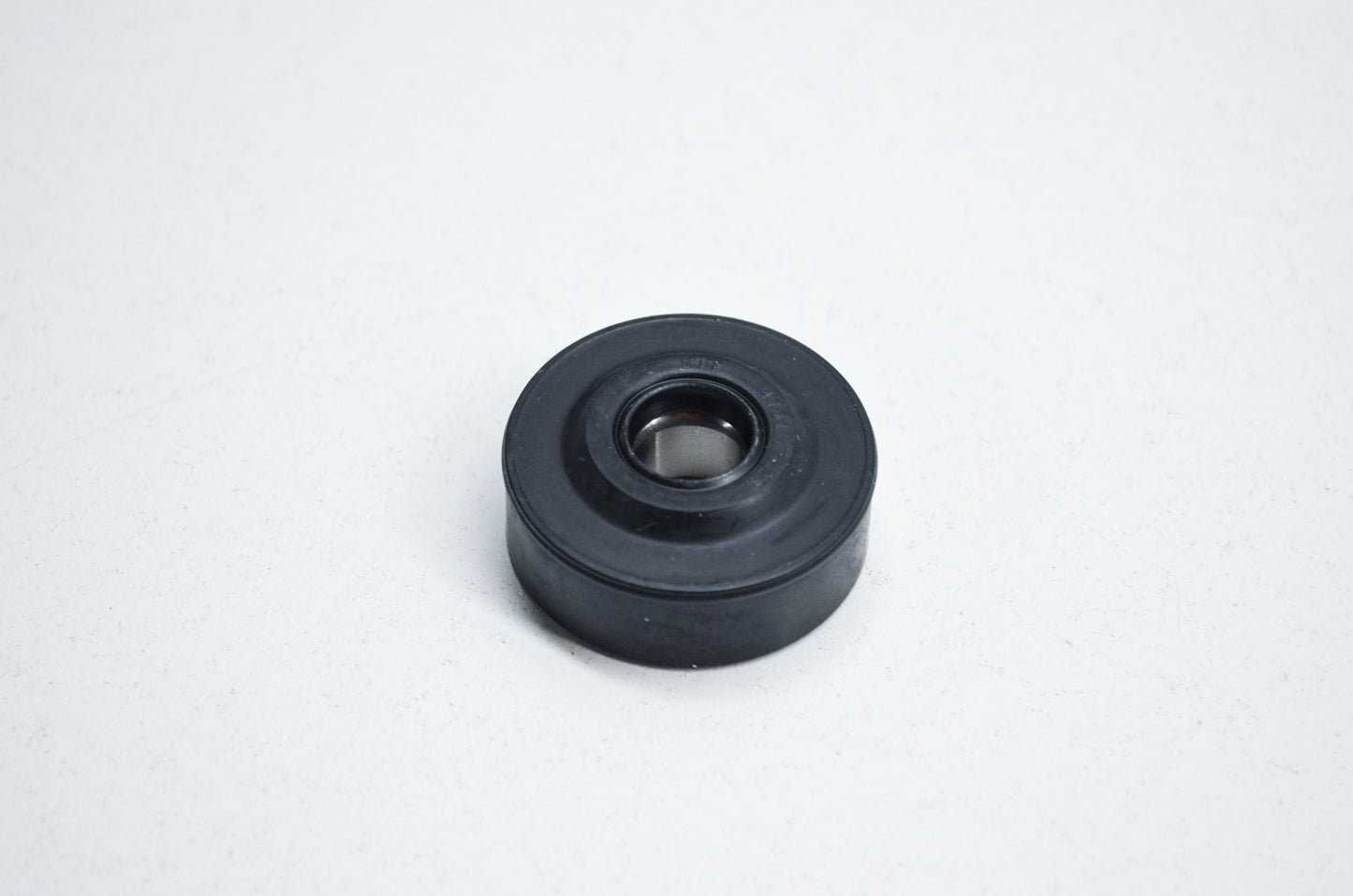 OEM Husqvarna 530047827, 530-04-78-27 Ball Bearing 136 141 NOS