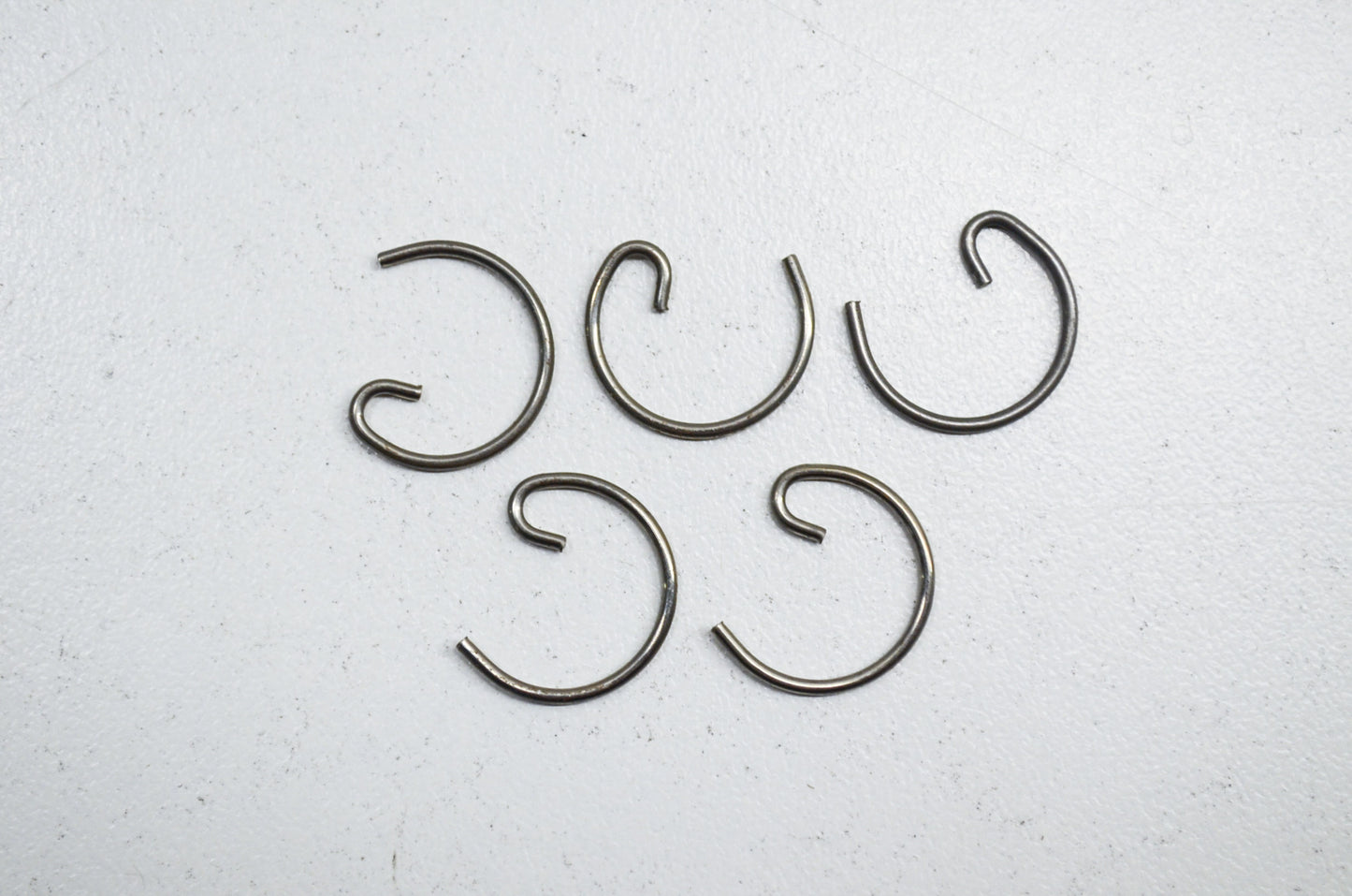 Circle Clip 154 162 165 254 262 266 268 61 65 77 Qty 5 NOS