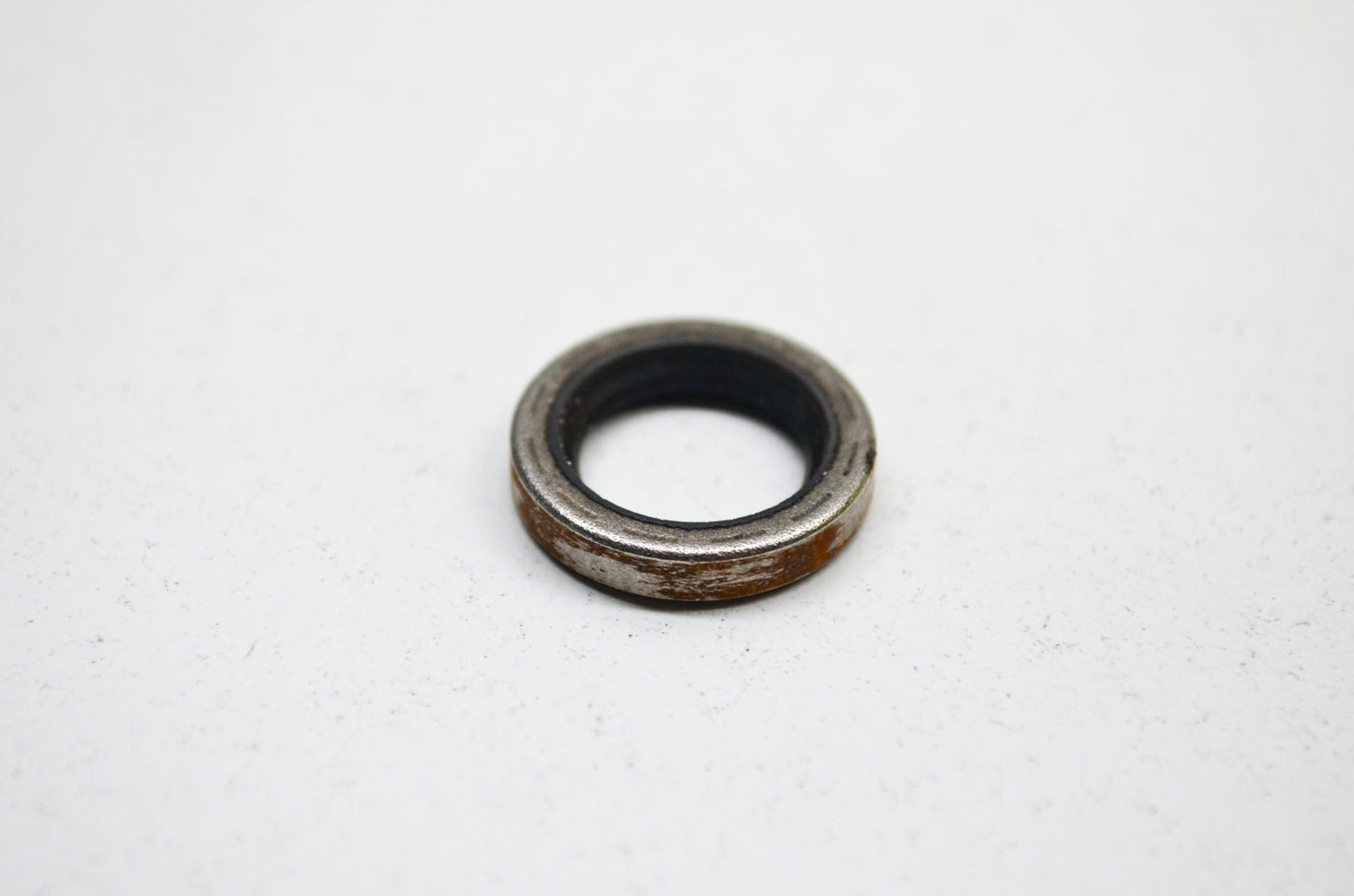 Oil Seal 22 HB 23 28 HBV NOS