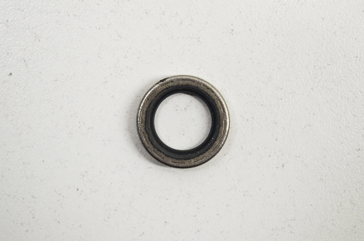 Oil Seal 22 HB 23 28 HBV NOS