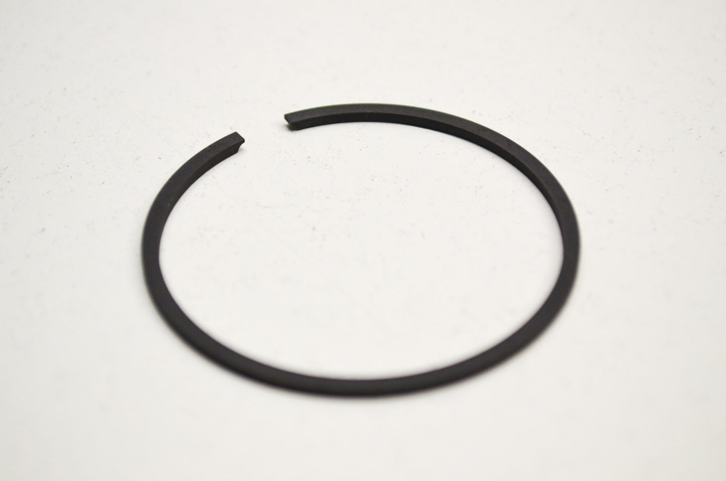 New OEM Husqvarna Piston Ring 357 359 362 Special EPA 371 372 NOS
