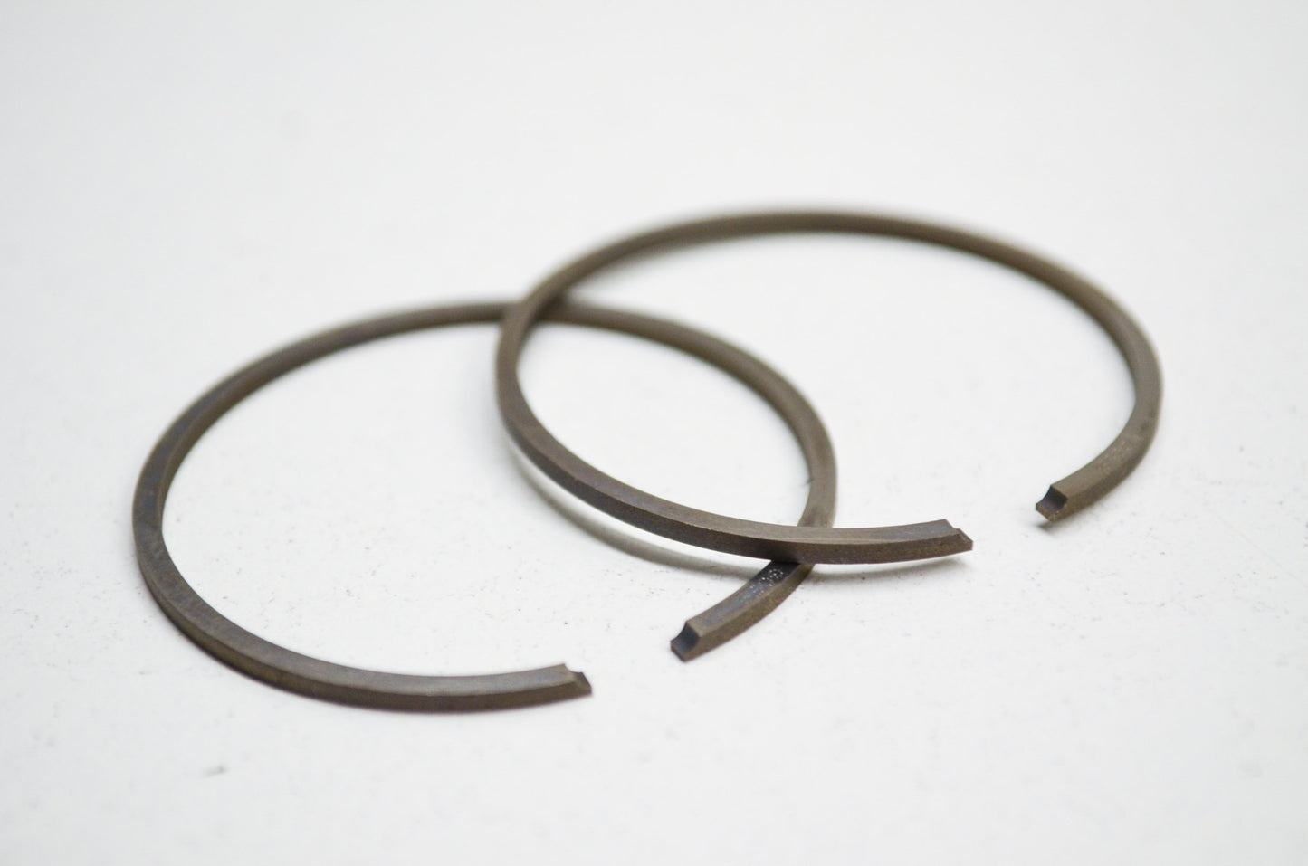 New OEM Husqvarna Piston Ring QTY 2 42 44 240 245 340 343 345 346 NOS