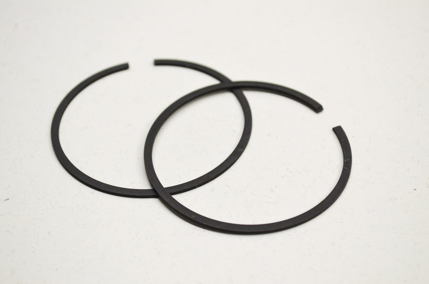 New OEM Husqvarna Piston Ring Black QTY 2 394 395 EPA K 960 NOS