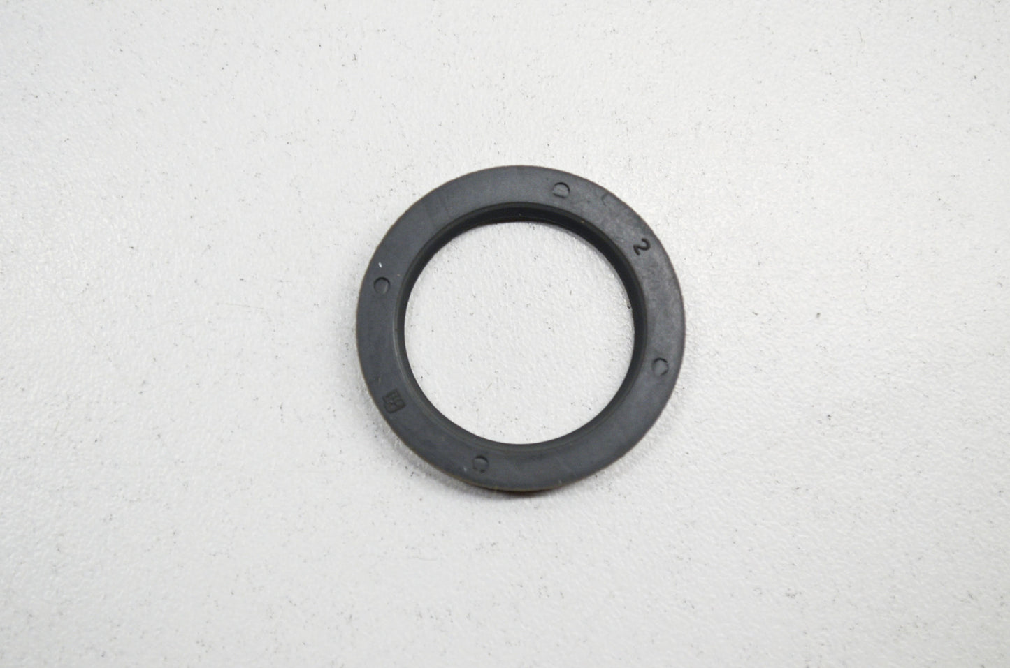 New OEM Husqvarna Seal 346 XP 351 353 570 575 XP NOS
