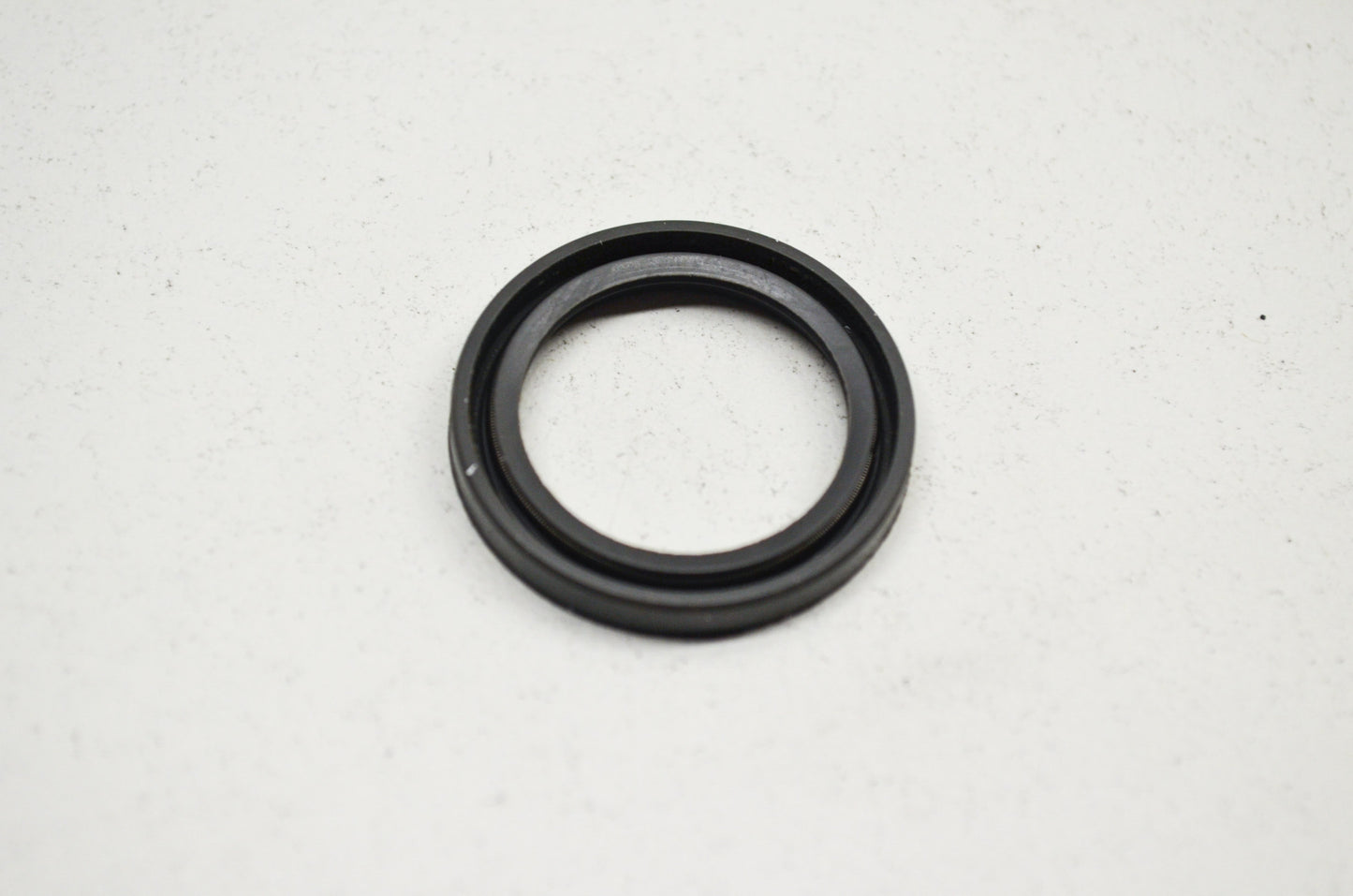 New OEM Husqvarna Seal 346 XP 351 353 570 575 XP NOS