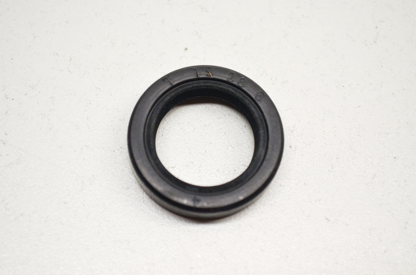 New OEM Husqvarna Seal 22 R 24 R 25 R NOS