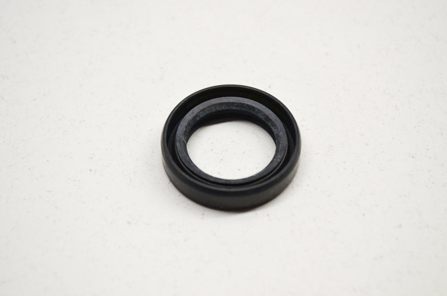 New OEM Husqvarna Seal 22 R 24 R 25 R NOS