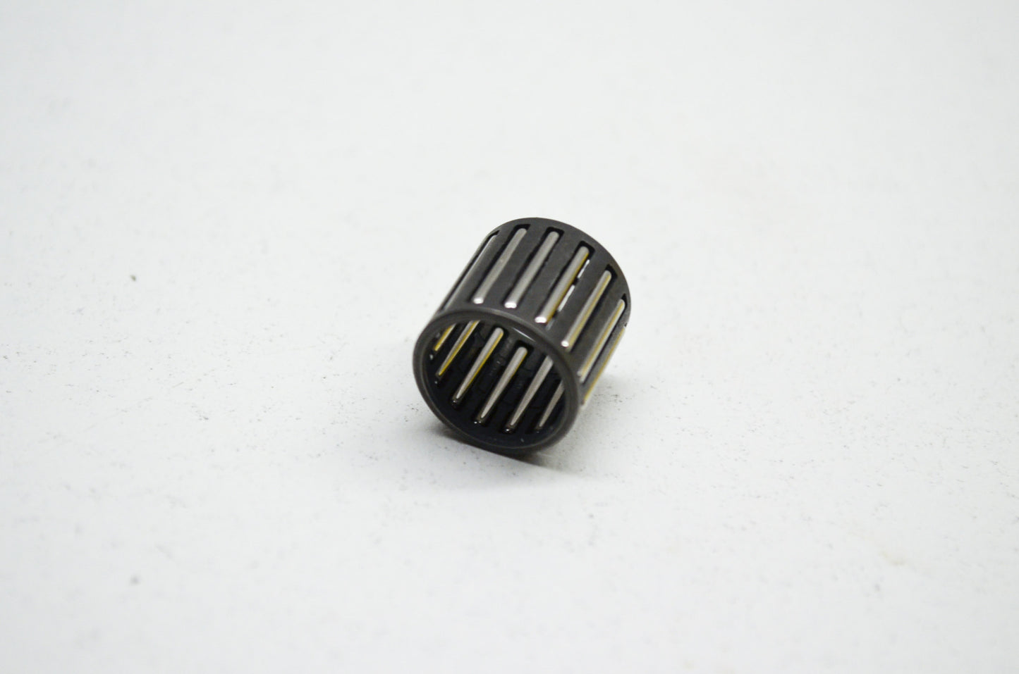 OEM Husqvarna 503-25-56-01 Needle Bearing 372 357 359 365 570 NOS