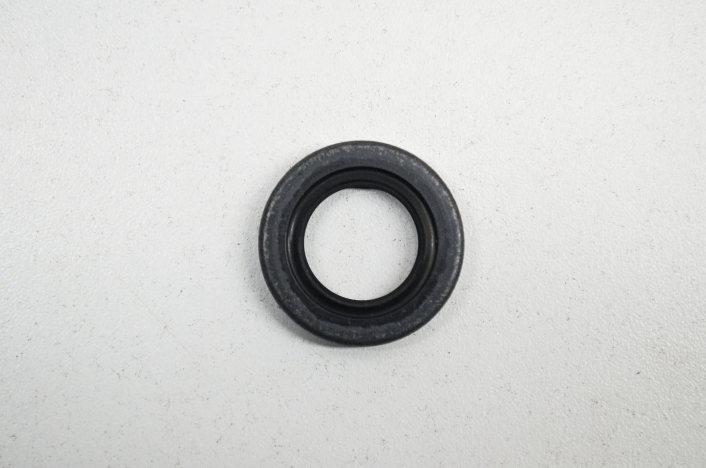 New OEM Husqvarna Seal 181 2100 2101 281 288 3120 395 K 1250 NOS