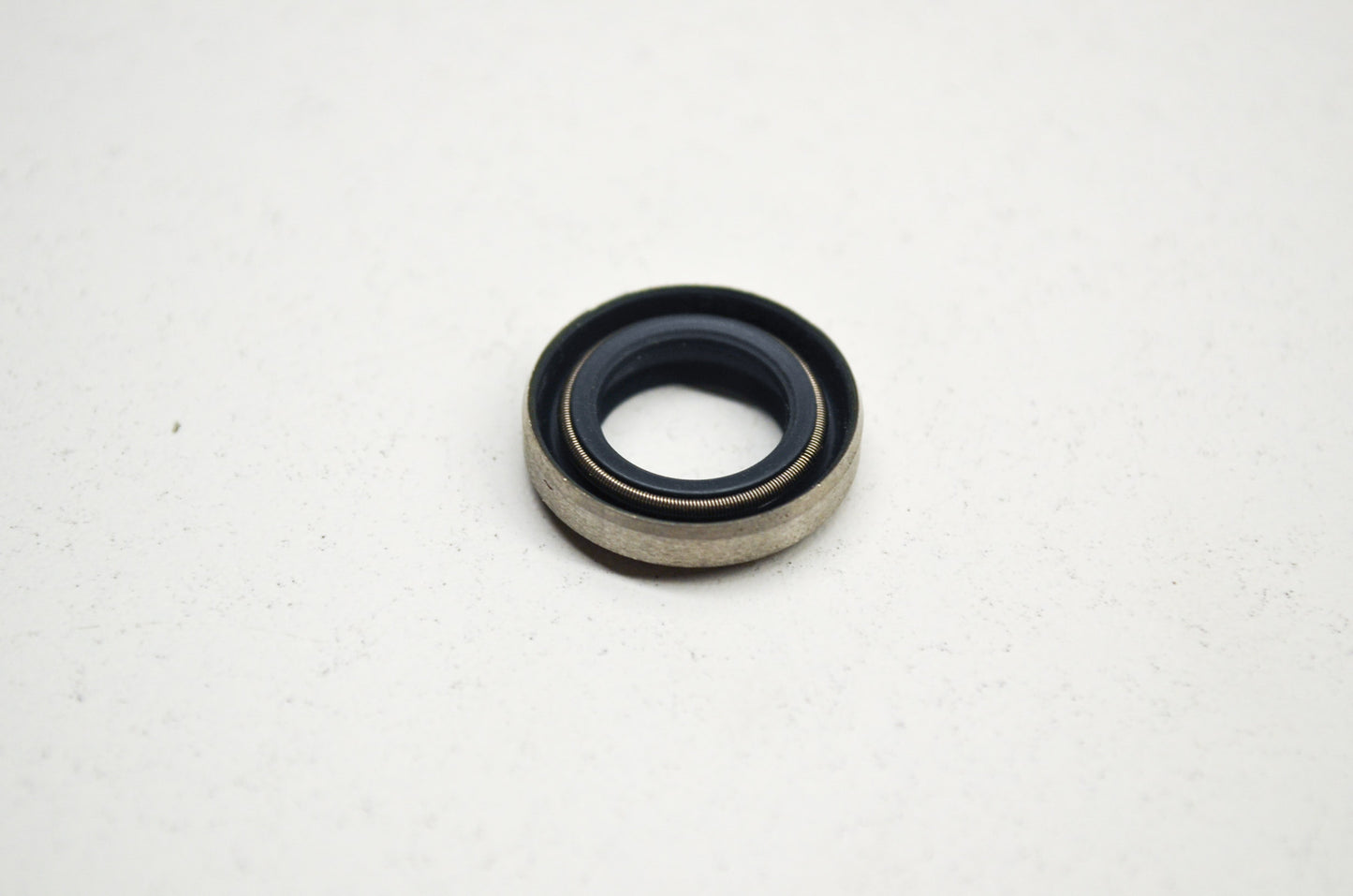 New OEM Husqvarna Seal 234 238 333 R 335 LX RX 44 444 NOS
