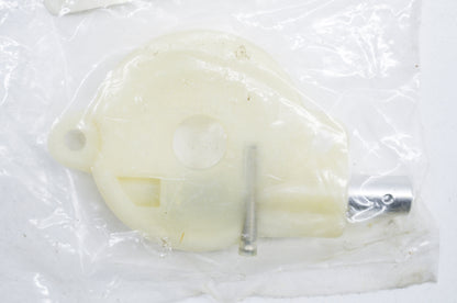 New OEM Husqvarna Oil Pump Assembly 36 41 136 137 141 142 NOS