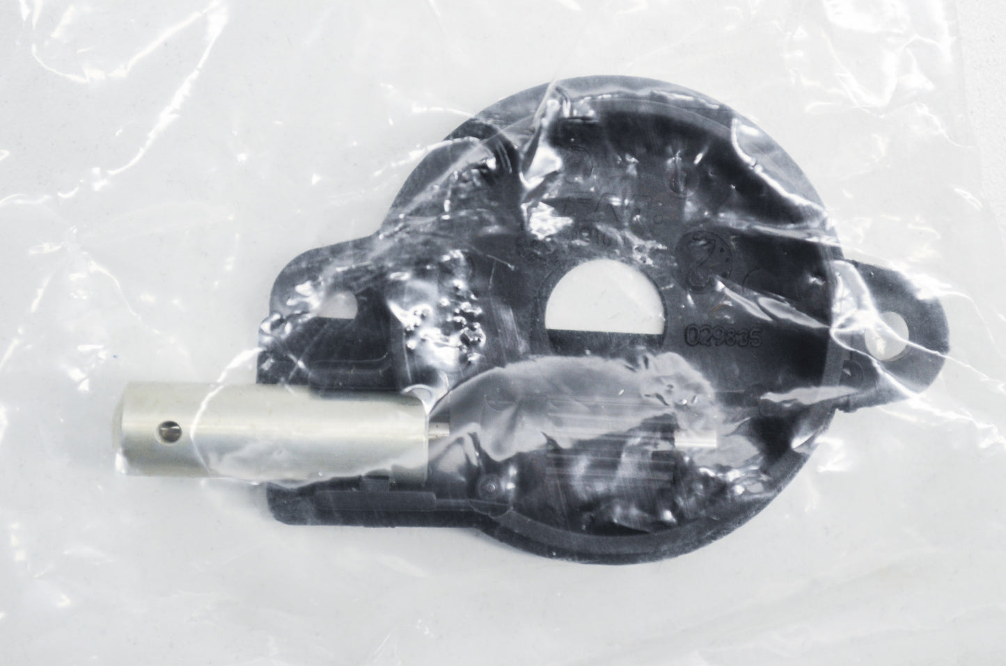 New OEM Husqvarna Oil Pump Assembly 36 41 136 137 141 142 NOS