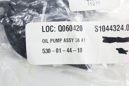 New OEM Husqvarna Oil Pump Assembly 36 41 136 137 141 142 NOS