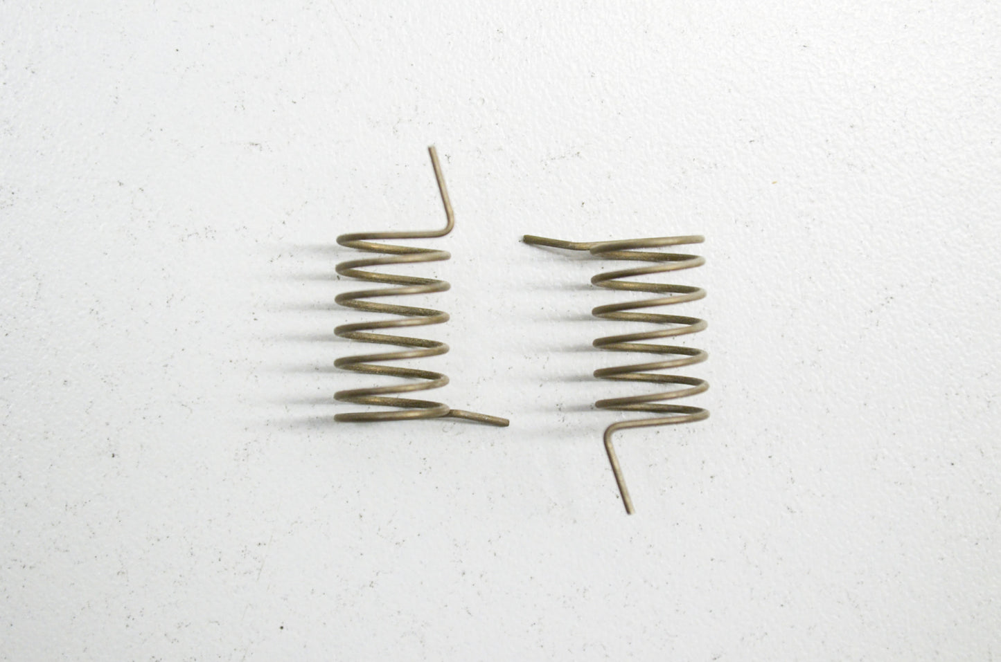 New OEM Husqvarna Spring QTY 2 181 2101 262 266 281 288 298 61 66 NOS