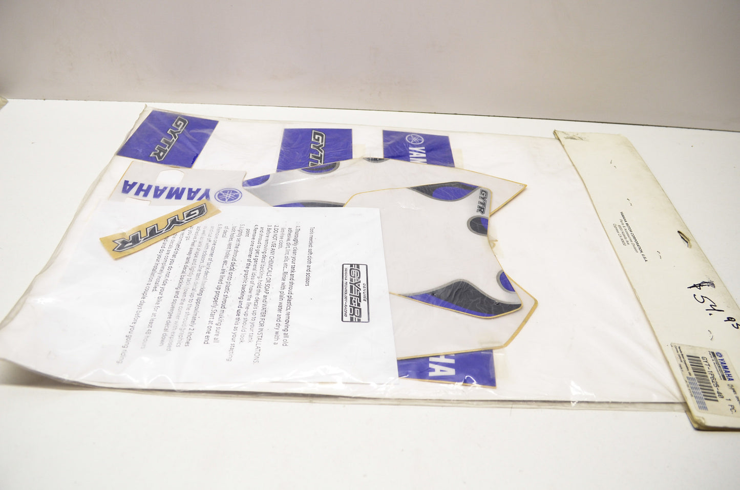 OEM Yamaha GYT-1P625-40-00 Flames Graphic Kit NOS