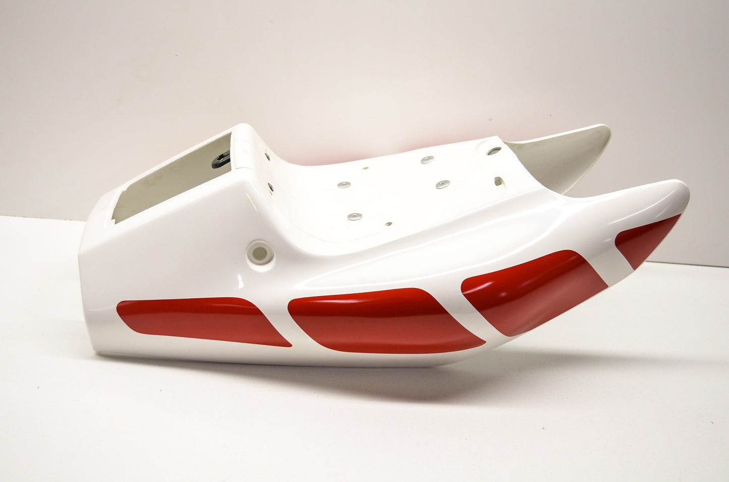 YSR50 White & Red Seat Cowl NOS
