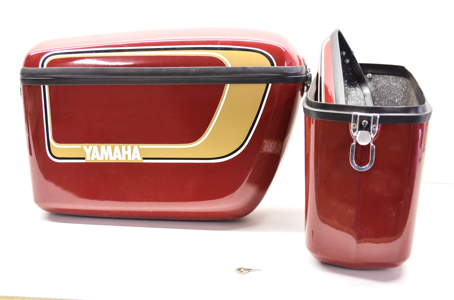 XS750E Red Saddle Bags NOS