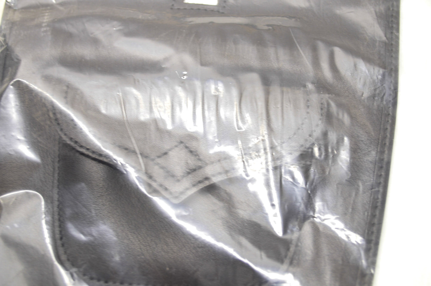 OEM Yamaha STR-4WM49-30-01 Leather Tank Panel NOS