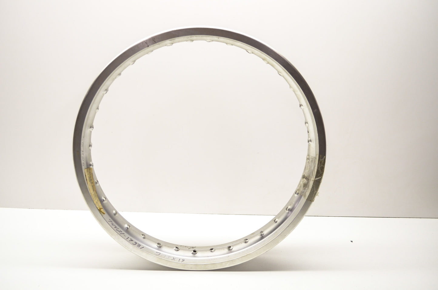 OEM Yamaha 94421-19381-00 Rim 2.15X19 NOS