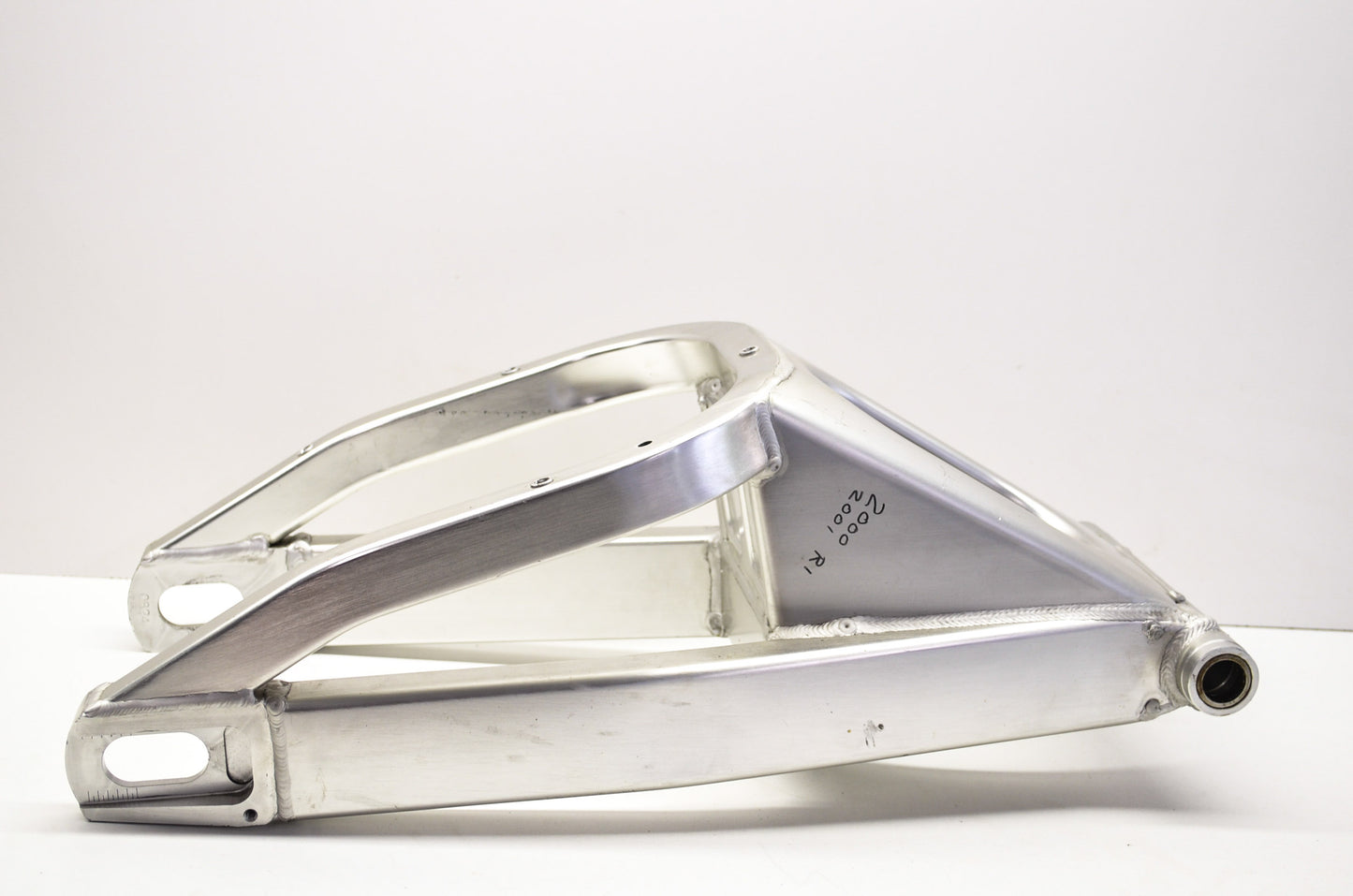 Yamaha Swing Arm 00-01 R1