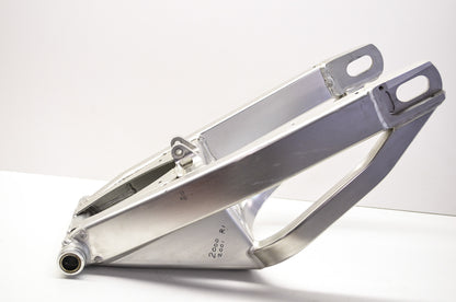 Yamaha Swing Arm 00-01 R1