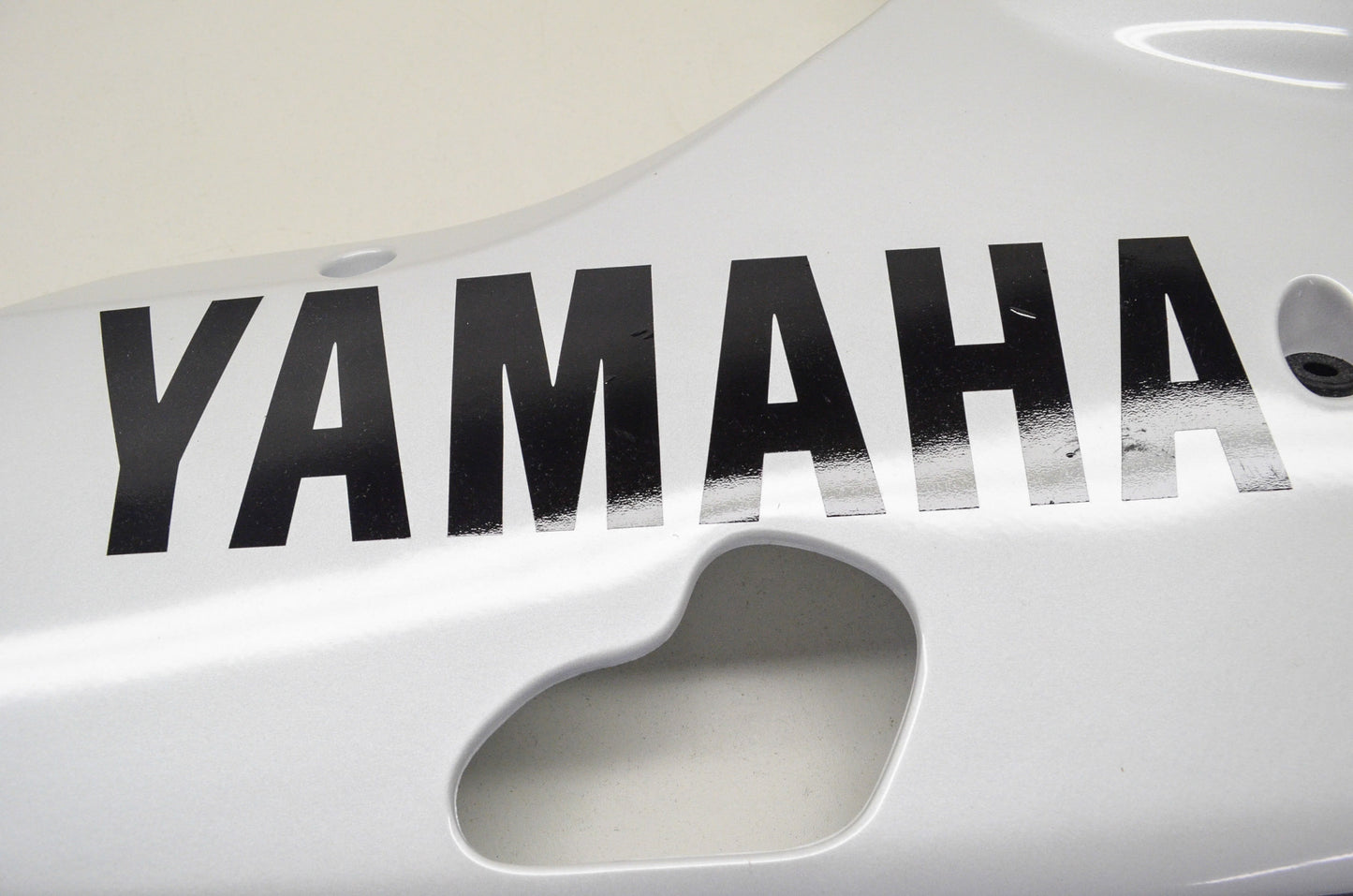 New OEM Yamaha Under Cover Fairing Assembly EX UP Delta Box II 91 R1 NOS