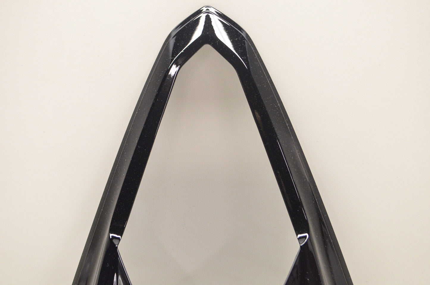 OEM Yamaha 13S-2162R-00-P3 Fender 2 NOS