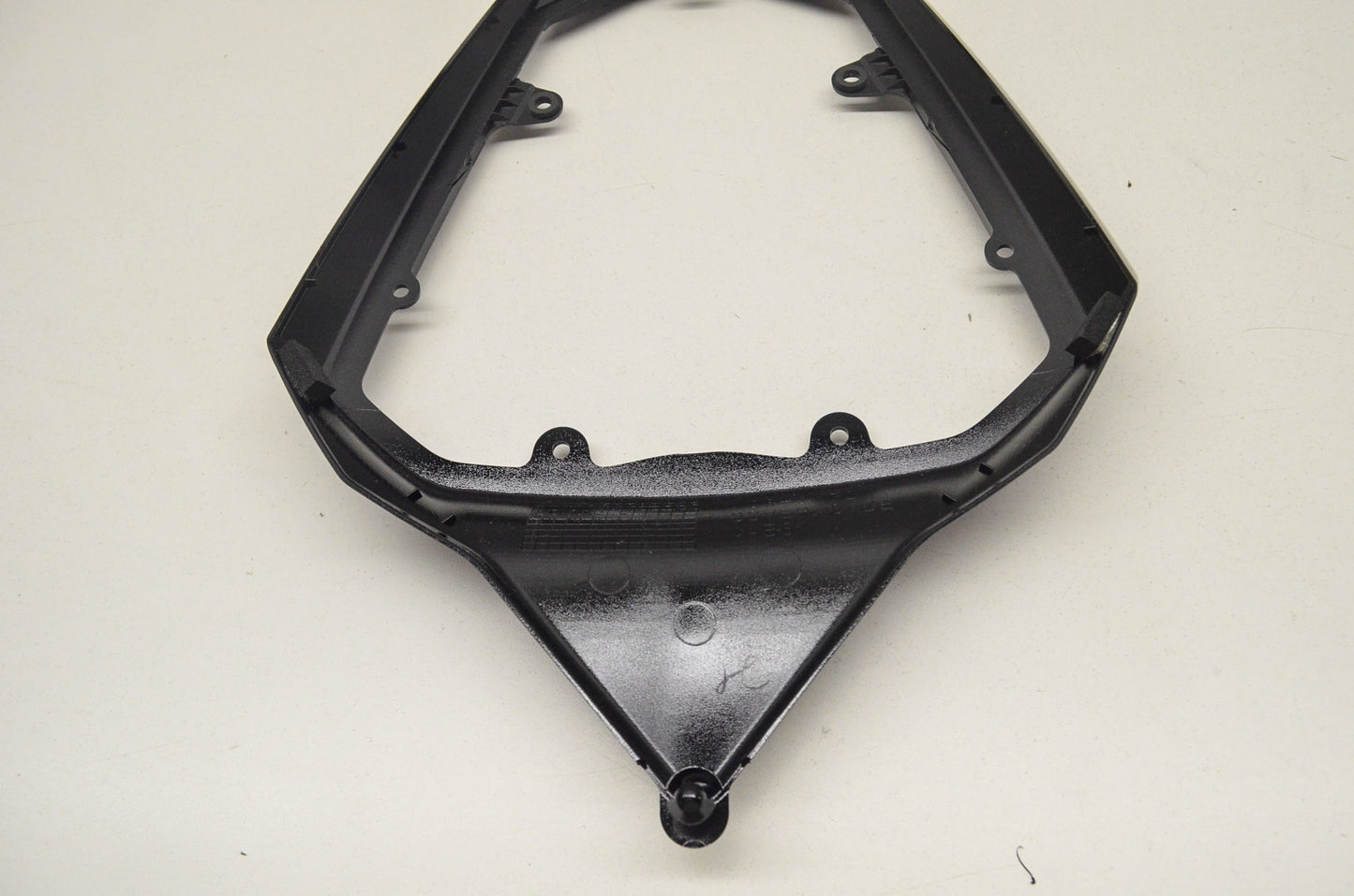New OEM Yamaha Black Side Cover Assembly Fairing YZF R6 NOS