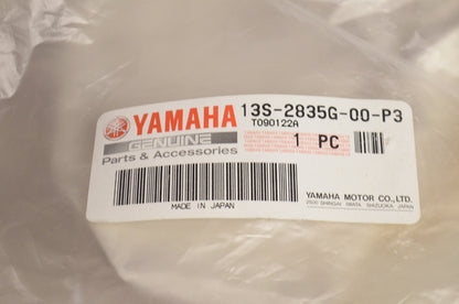 OEM Yamaha 13S-2835G-00-P3 Front Upper Body 1 NOS