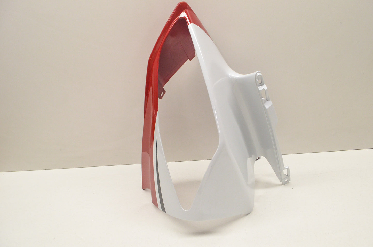 New OEM Yamaha Two Tone Front Upper Body Fairing 2012 YZF-R6 NOS
