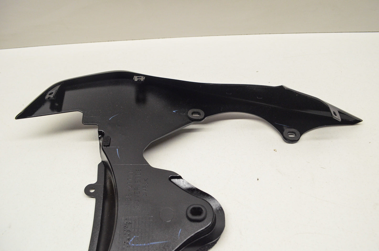 New OEM Yamaha Black Side Cover Assembly Fairing 08-15 YZF R6 NOS